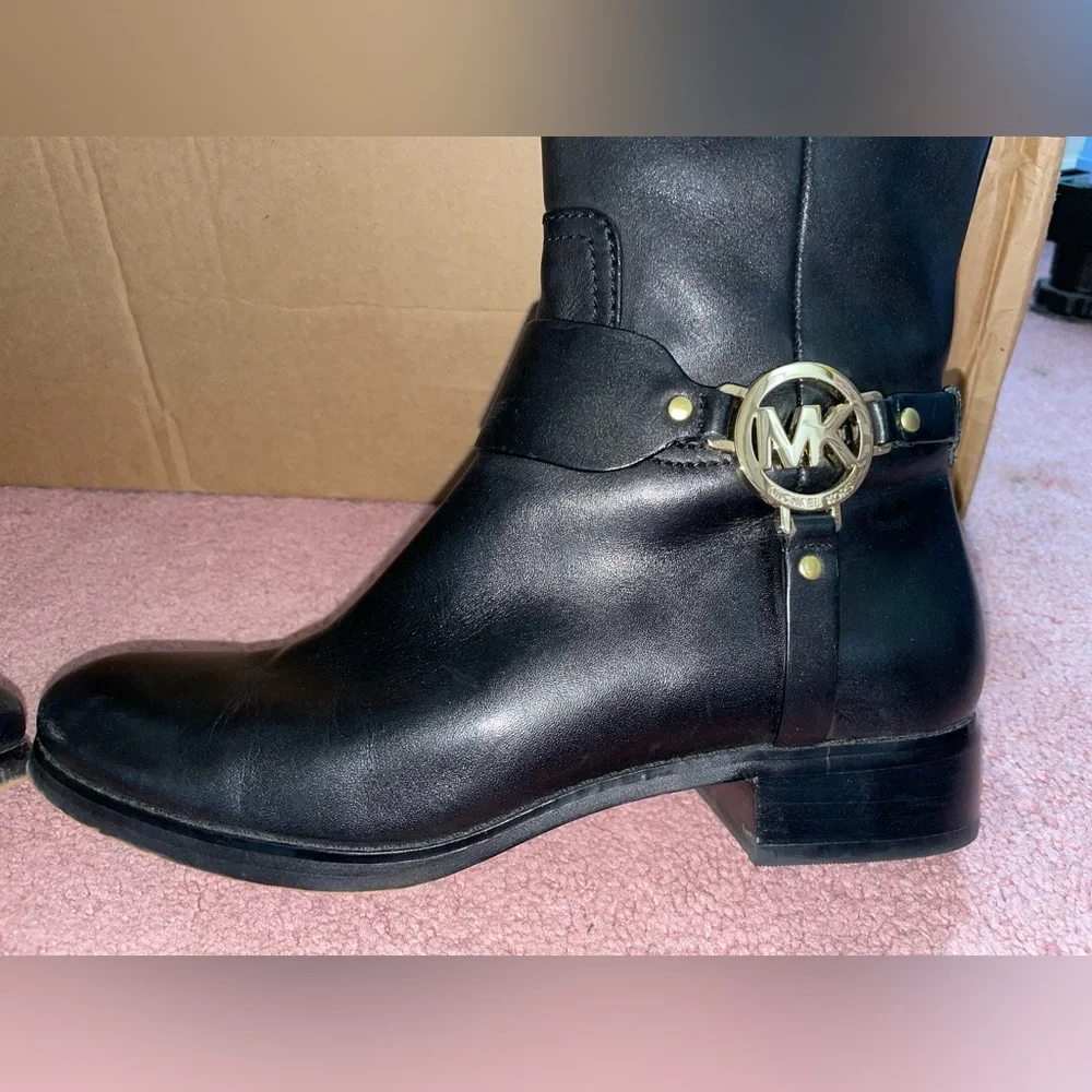 Michael Kors Fulton Harness Boot (Black/Mocha) - Picture 5 of 13